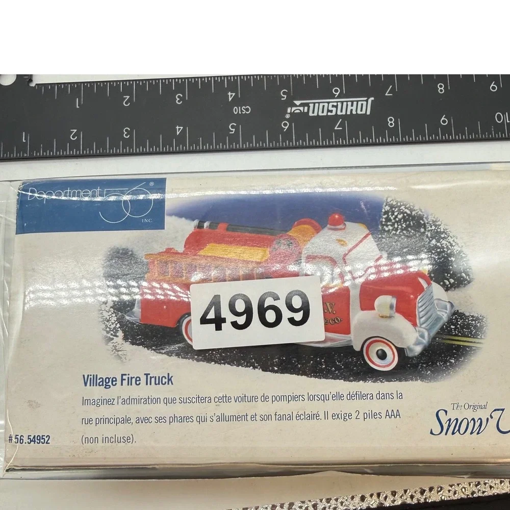 Department 56 Snow Village Fire Truck 56. Lighted Christmas Accessory Boxed